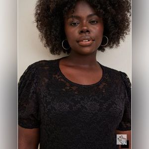 Torrid Sheer Lace Crew Neck Puff Sleeve Top - Size 1